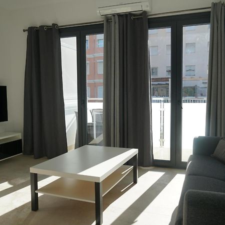 Apartamento Turistico Hermanos Infantes Estepona Exterior photo