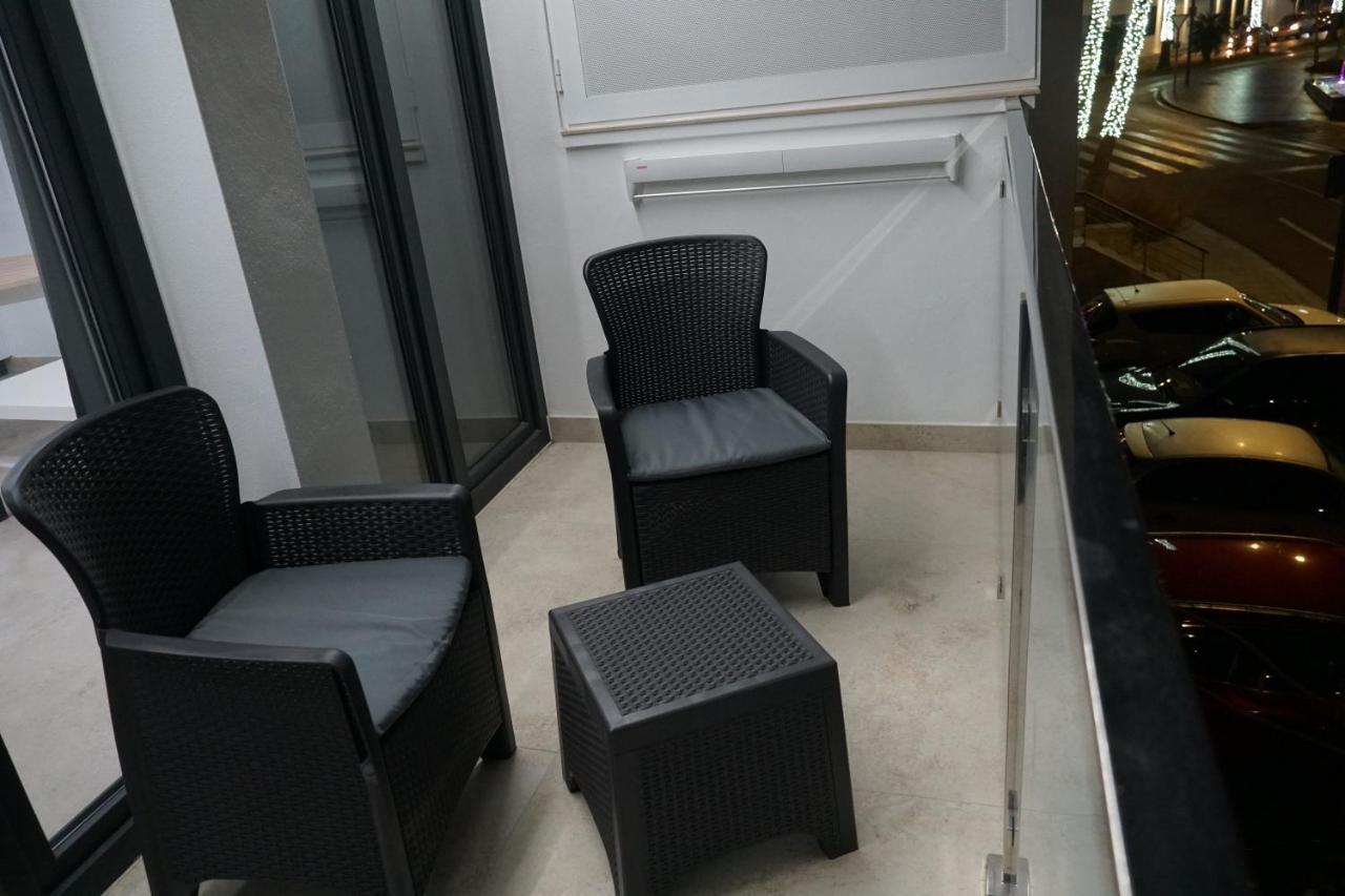 Apartamento Turistico Hermanos Infantes Estepona Exterior photo